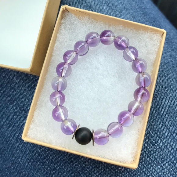 Small Child’s AMETRINE crystal bracelet - Picture 2 of 4